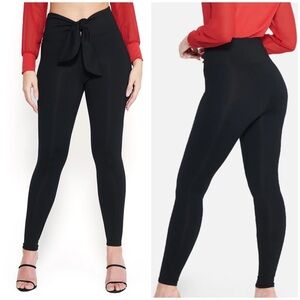 NWT Bebe Bow-Front Tie-Front Front and Back Seam High-Waisted Leggings